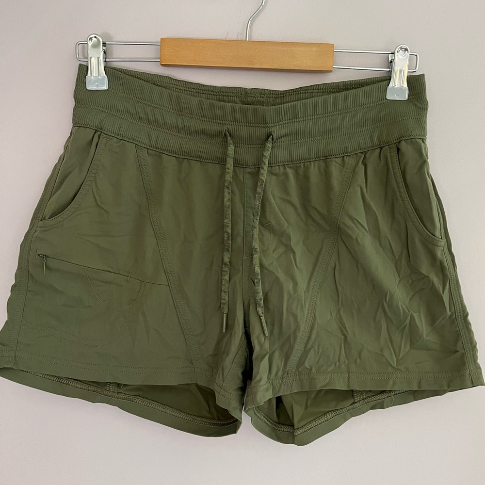COPY - The North Face W’s Shorts | Size M